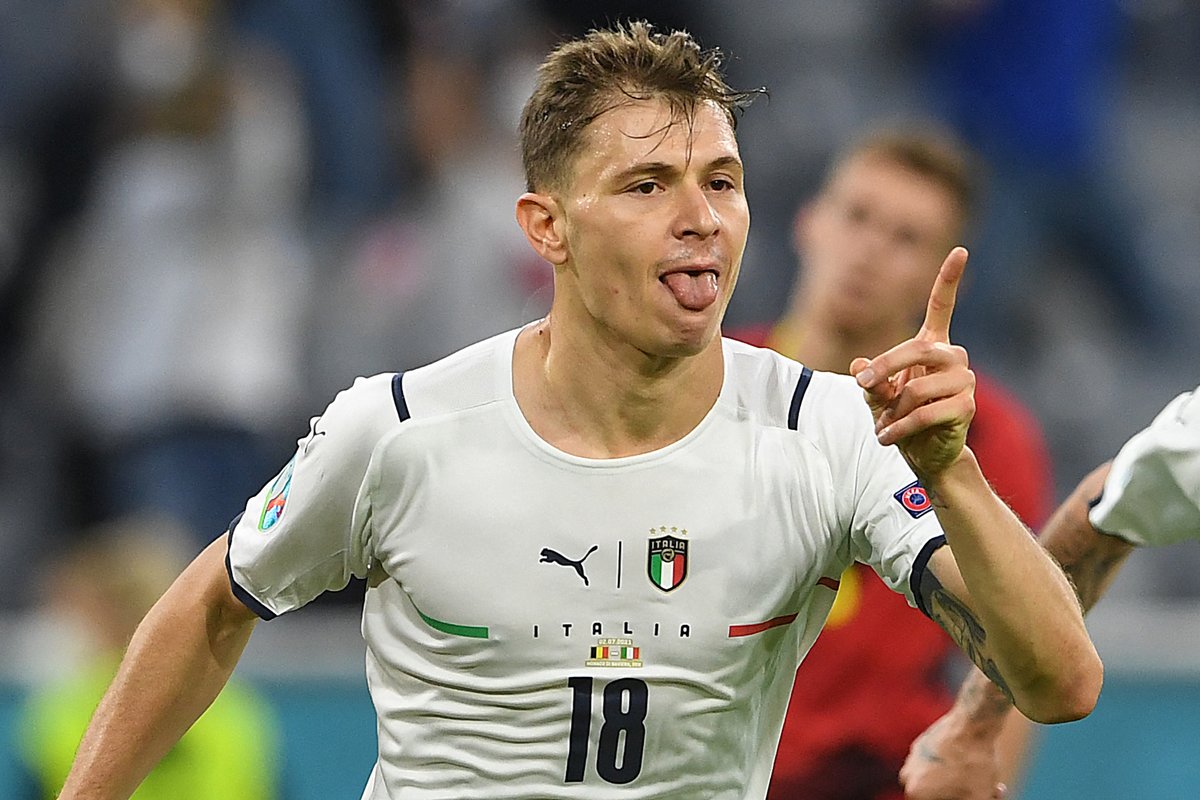 Azzurri's tweet photo. 😜 𝙉𝙞𝙘𝙤𝙡𝙤̀! 😜

🇧🇪🇮🇹 #BelgioItalia 1⃣-2⃣

#Azzurri #VivoAzzurro #ITA
#EURO2020 #BELITA https://t.co/hOcTpNmYIn