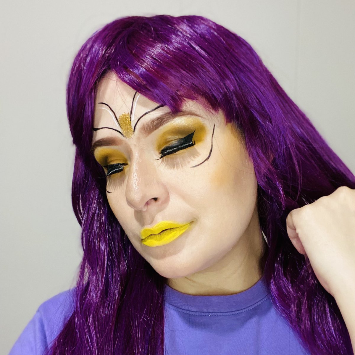 The7Winchester's tweet photo. ¡Este fue el resultado de maquillarme con la paleta de la Gema de la Mente!
Recuerden seguirme en TikTok para ver más videos cortitos sobre estos looks. ☺️
https://t.co/ujkXj8jEsi
#InfinityMakeUp #InfinityStones #GemasDelInfinito #MindStone #Vision #Marvel #MakeUp #Maquillaje https://t.co/QAKBPSDlu7