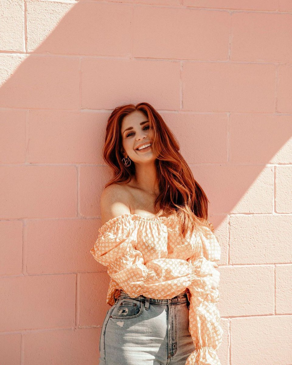 This is what pastel dreams are made of. 🌸

<a href="/hm/">H&M</a>
.
.
.
.
.
.
#FashionDrive 
#HM 
#Style 
#ootd 
#look 
#inspo 
#inspire 
#fashion 
#hmxme 
#casualstyle