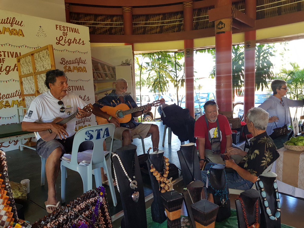 laniwendtyoung's tweet photo. Dad enjoying the music and the conversation at the SWAG market. #DaysWithDad https://t.co/DP2962jNTn