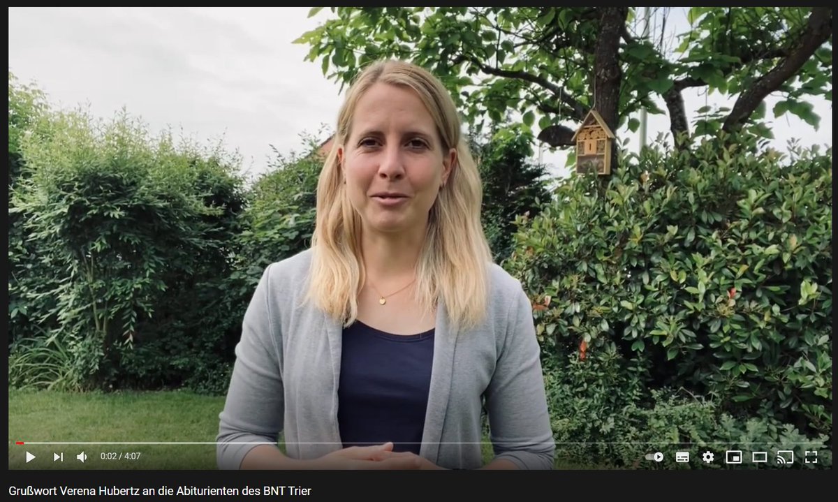 BntTrier's tweet photo. Abitur am @BntTrier  2021!

Grußwort Verena Hubertz:
https://t.co/aJ91EoDCmv https://t.co/YJFoUZGebY