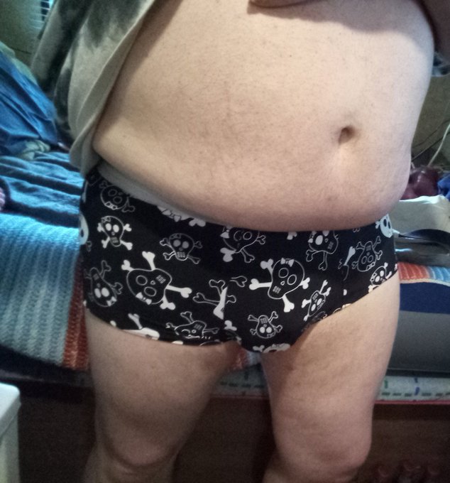 Some more new fun underwear https://t.co/csd3r9Tnfi