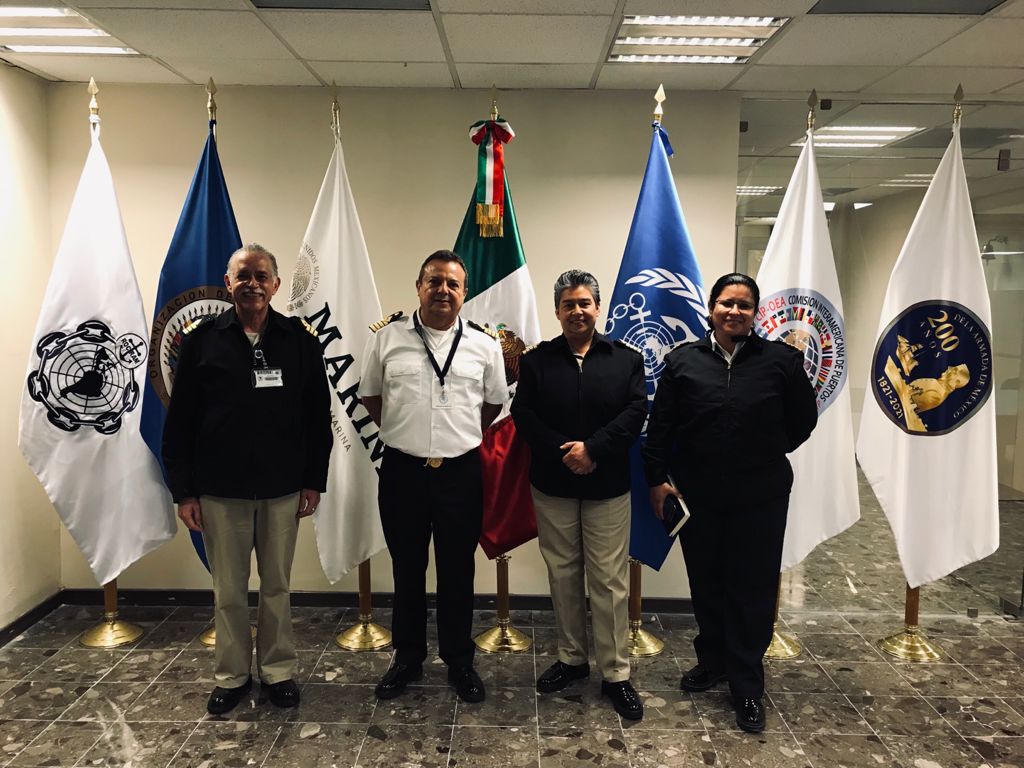 El día de hoy parte de mi equipo y yo nos reunimos con el Cap. Mario Alejandro Camacho Vidal, Srio. General del Sindicato Nacional de Pilotos de Puerto con quien platicamos acerca de la capacitación de pilotos y el uso de las nuevas tecnologías para facilitar sus funciones.