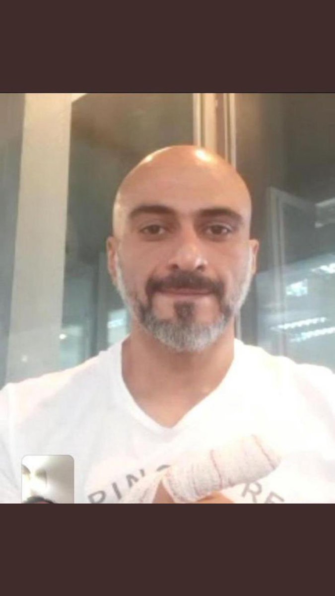 @EmadNasrallah2 لن نسكت عن ظلم اي كويتي في الخارج وننتظر بيان وزارة الخارجيه بشأن المحكوم المواطن عماد النصرالله ❗️