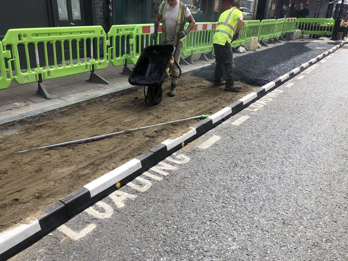 CKR_Kitchen_Kev's tweet photo. All very nice @DubCityCouncil but where are we to stop now for deliveries &amp; service for Dublin City businesses?? 🙄😬 https://t.co/u2Ou5DiFU6