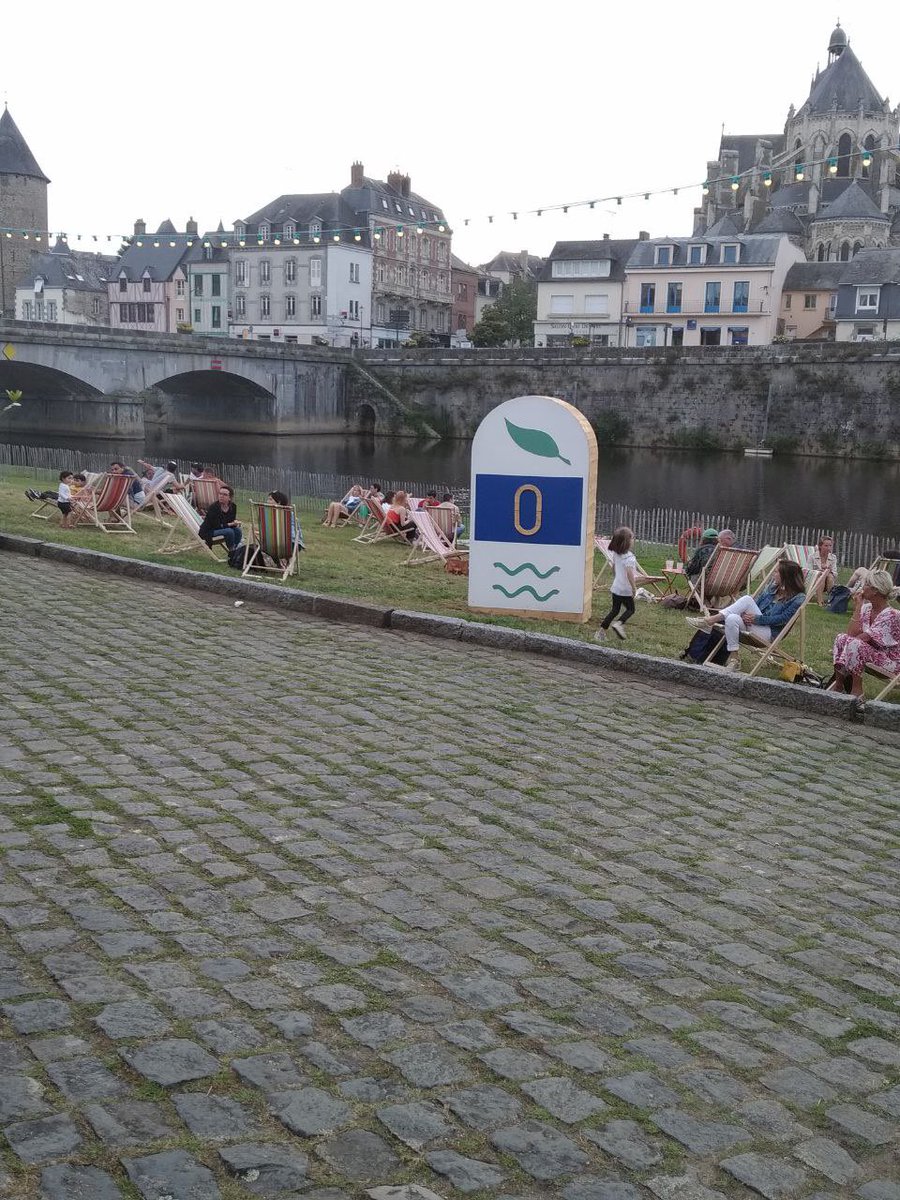 JpLeScornet's tweet photo. Une nouvelle escale vous  attend pour un moment de détente en famille, avec des ami.e.s : la cale ! @Mayenne_Ville https://t.co/uHVIaJ7TFi