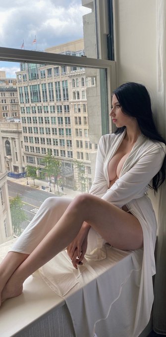 ✨ RT GAME &bull; 20 mins ✨  ✨ $2/retweet &bull; $2/like &bull; $2/comment ✨  ✨ Let&rsquo;s fuck his wallet ✨ https://t.co