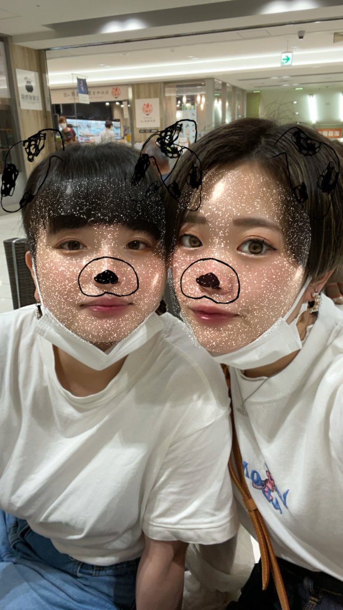 2年前と変わりすぎてて面白い笑笑
2年前ビートが岡山に来たときの写真📸
2年経つと大人になるね😑
今日会えるのすごく楽しみ🐝

<a href="/U__official/">U</a> 
<a href="/OfficialSatoru/">Satoru Official</a> 
<a href="/REI___official/">渡部怜</a> 
<a href="/MASAT_O_fficial/">MASATO</a>