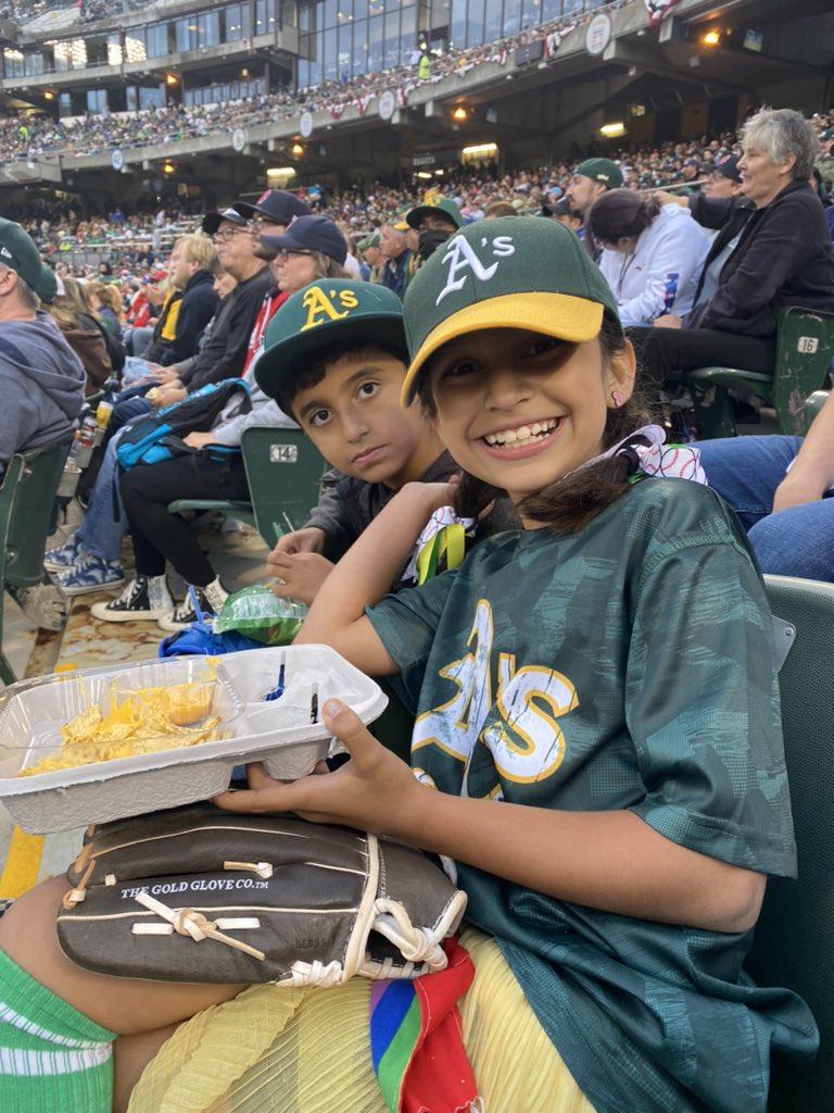 Let’s go Oakland #atthecoliseum #oakland <a href="/Athletics/">Athletics</a> he was caught mid peanut 🥜