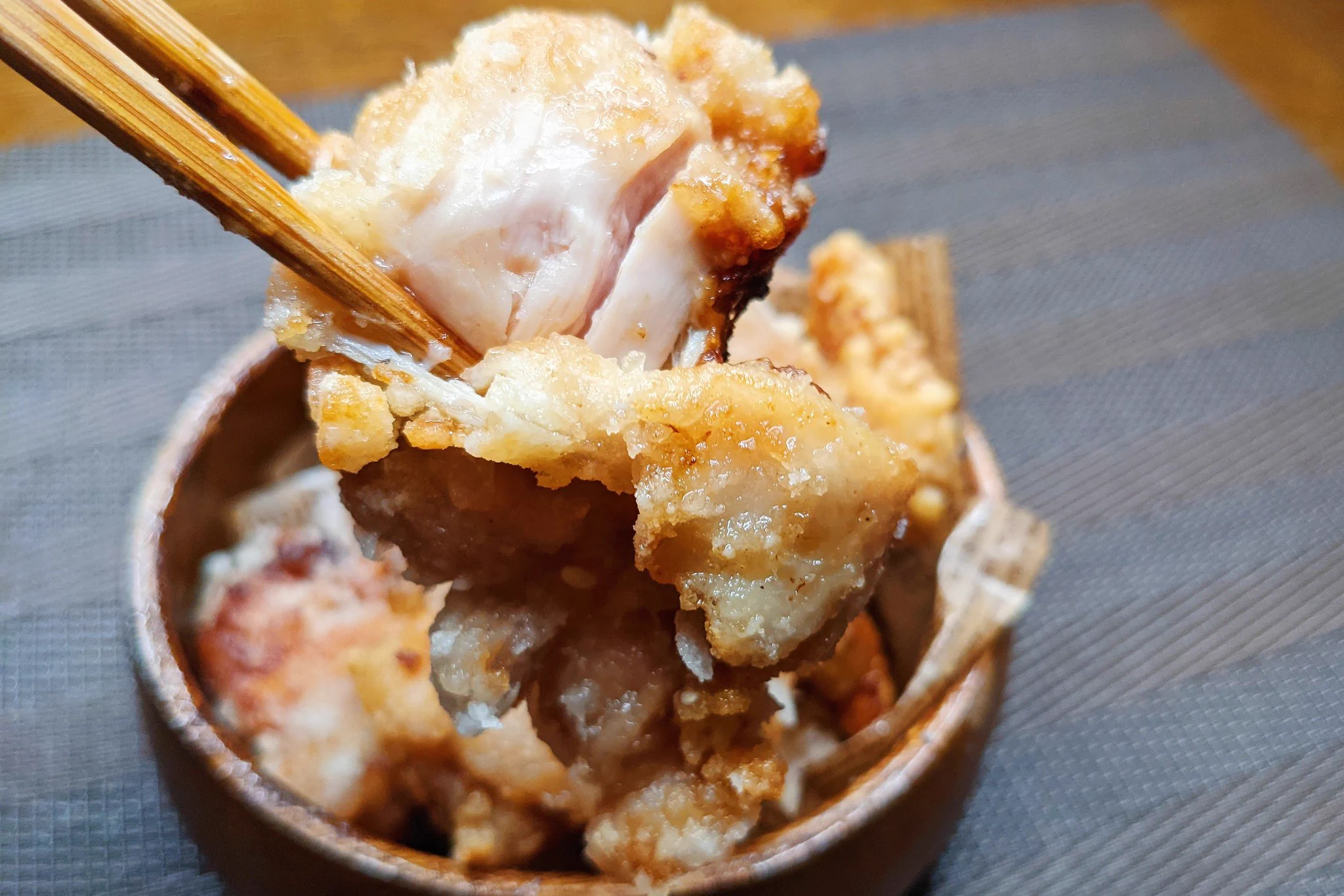 とっても美味しそう！白だしを使った、和風の唐揚げレシピ！