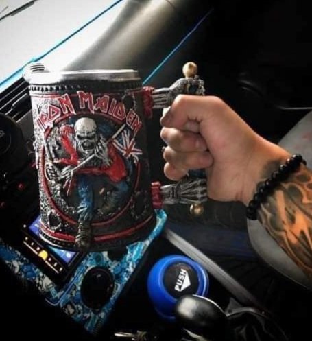 Comprá todo el merchandising de IRON MAIDEN por instagram en @elmundoentusmanos73!! 100% original y a pedido!! Terrible!! #efectometal