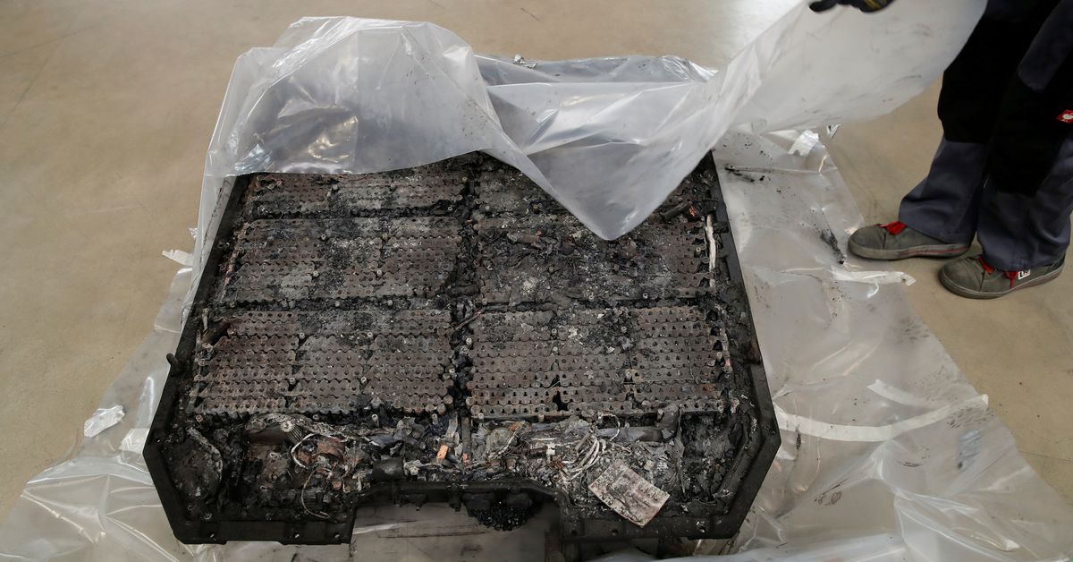 AprilBolduc's tweet photo. #EV batteries do contain critical minerals. But with developments like these, we can make valuable supplies like cobalt and nickel go further, and reduce dependence on #China. #electricvehicles #battery #recycling
https://t.co/euLgufR7PN https://t.co/vGR3jzub1P