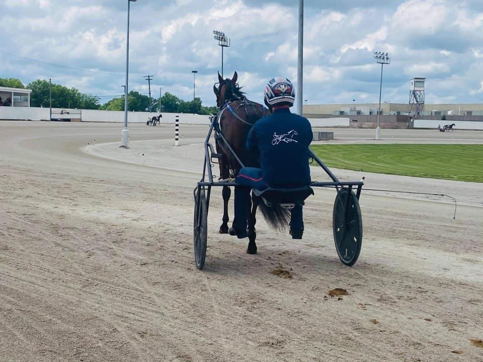 financedude01's tweet photo. Confederate Cruiser wins his 3rd qualifier at Northfield Park Racetrack!  Happy for this youngster! https://t.co/5w7vZGGP4Z