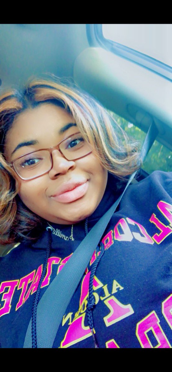 Nakyra85248207's tweet photo. #WhosWhoOfGSU 
- Hi my name’s Nakyra
- Biology major
- #Gramfam25 
- Don’t be scared to speak to me I’m an all around happy person. Can’t wait to meet you guy! https://t.co/IH2r21fnoZ