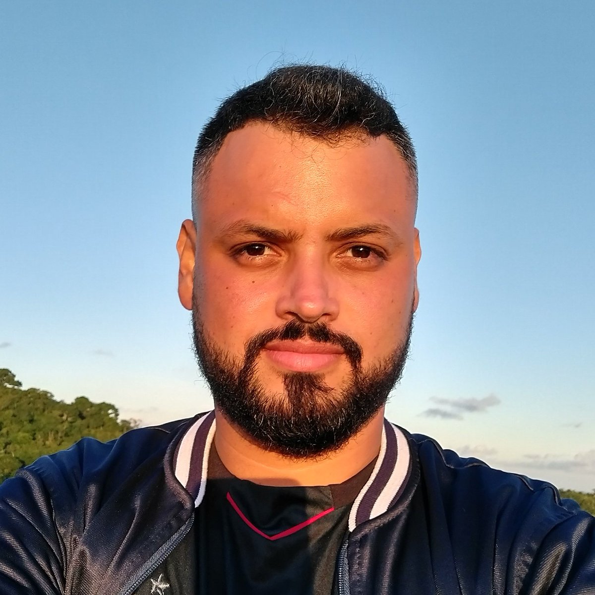 ismaelblack's tweet photo. #NewProfilePic https://t.co/WFoFQ28gcz