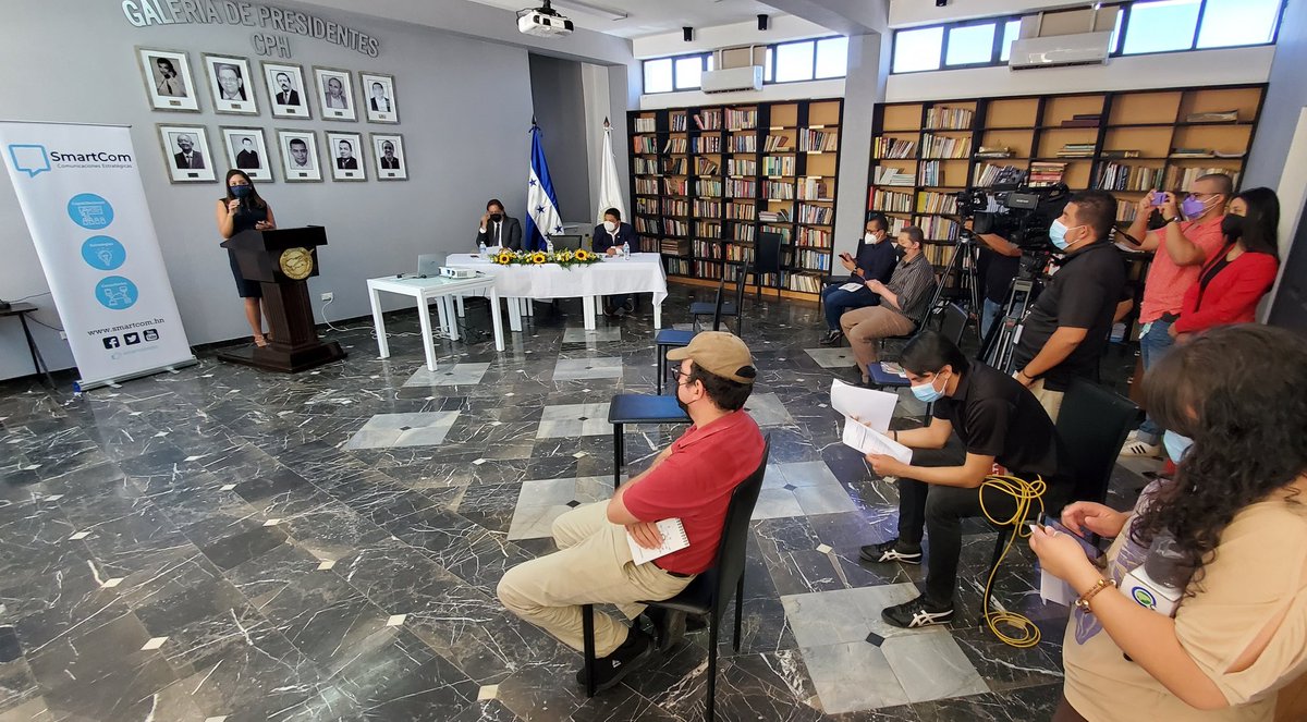 SmartComHN's tweet image. Agradecemos a nuestros aliados @ColegioPeriodi1 @Ceutec_hn y media partners que nos acompañaron en el lanzamiento del Observatorio de la Desinformación en #Honduras 🇭🇳

Ingresa a verificahn.com para conocer el estudio y reportar la #Desinformación 🔎