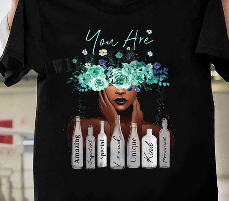 svacity's tweet photo. Your bottle maybe shaped a little different but that's what makes you unique 

Check out our new tees!!

👜 Handbags
💋Lipstick
⌚ Watches
🔥 Bookbags
+ More

https://t.co/9hYZD15YDO

#women #smallbusiness #BlackOwnedBusiness #BlackTwitter #accessories #bagpack #tshirts #handbag https://t.co/VsdA4DmrFZ