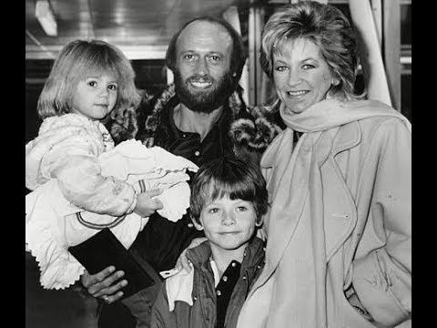 jayneanastasia's tweet photo. Happy Birthday Samantha!!! Hope your day has been lovely, filled with friends and family โค๏ธ May this new year in your life be your best one yet ๐๐๐๐๐ถ @megrecordsinc #SamanthaGibb #MEGRecords #GibbCollective #MauriceGibb https://t.co/2siCqwE4rp https://t.co/3AD6zUebO9