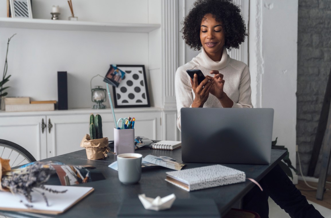 ProvidentCU's tweet image. e-Deposit is a quick and easy way to deposit checks to your Provident account. Click and tap and you’re done! 

Try it out today using our mobile banking app. bddy.me/3jHlMci

#checkdeposit #edeposit #remotedeposit #banking #bankingonthego