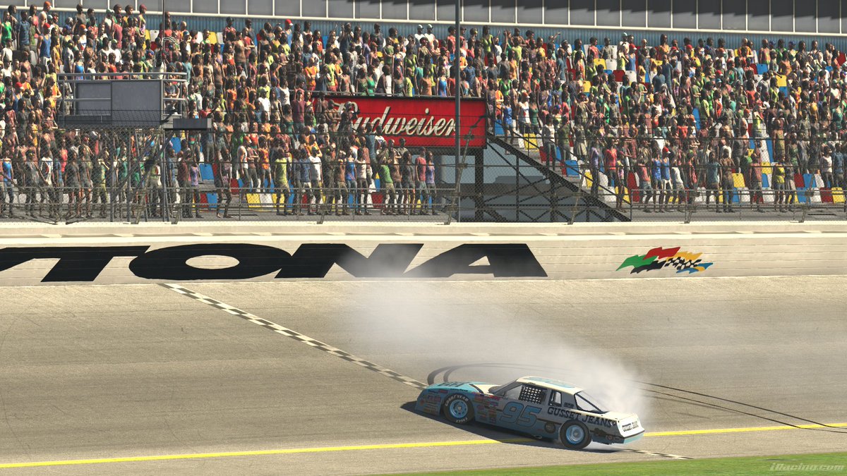 DCONN24's tweet photo. Got the #JeanMachine in Victory Lane for the first time this week!
Thing looks great up front! https://t.co/vWoDjVazPA