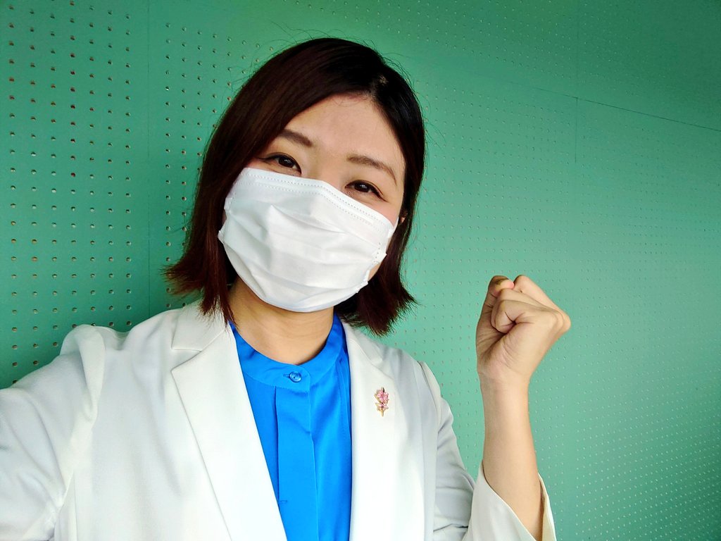 inouemai's tweet photo. お休みが決まる前に指名で頂いたお仕事！雨上がって良かった～☀️今日を含めてあと２つ。楽しむ✨ https://t.co/fUhkxFxJGX