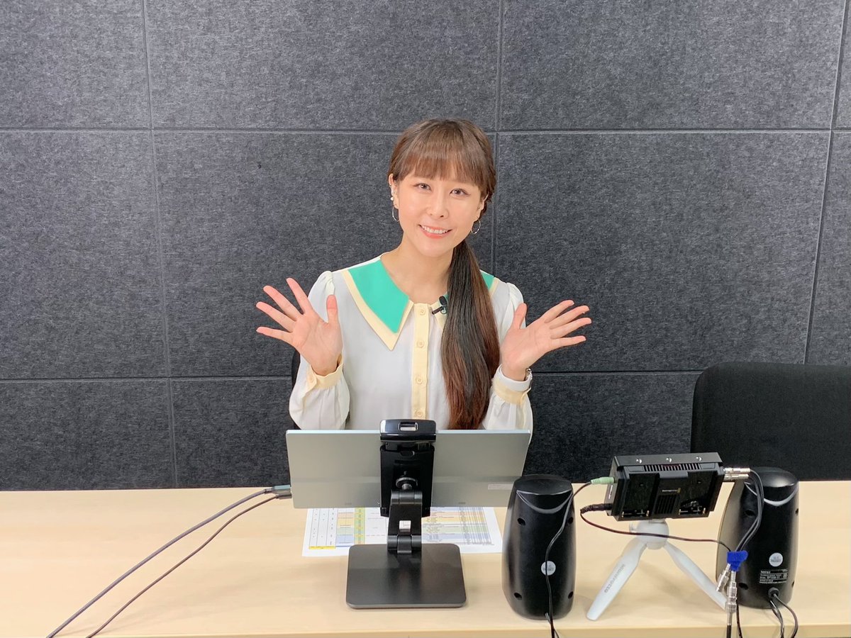 NICE73555's tweet photo. 2日目です！韓国留学博覧会 in 日本 2021 大学説明会↓
https://t.co/u5C96rD6jK
＠koreanedutokyo をフォローしてキャンペーンツイートをRTすると豪華賞品が当たります！この際に是非です！ https://t.co/iIjMO7Ncsj