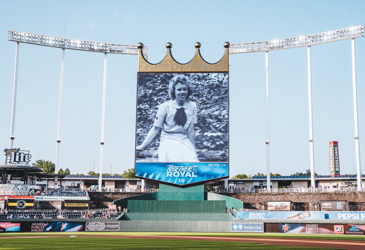 Royals's tweet photo. We were honored to have Mabel Johnson, a 106-year young WWII Coast Guard Veteran throw our ceremonial first pitch tonight! Thank you for serving our country and great pitch, Mabel!

#TogetherRoyal https://t.co/dox9FmZcLA
