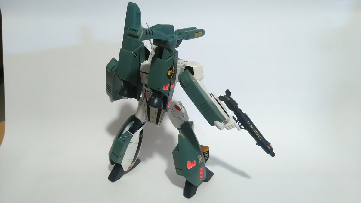 VF-1S スーパーバルキリー バトロイド ロイ・フォッカー仕様