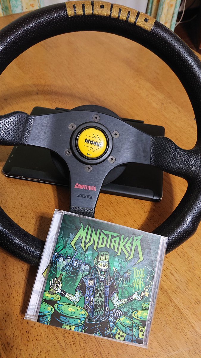 hidead3's tweet photo. 本日、下取りに出すためMOMOのステアリングだけは外した😤
もぅ…旧車買った時位しか装着しないだろう…多分🤣
お気に入りステアリングは外したけど…気持ちは飛ばして💨
朝イチは…
MINDTAKER『TOXIC WAR』
DRINK BEER FOR THRASH🔥
https://t.co/4xkgjQbX7l
#MINDTAKER https://t.co/2dHQZ0D5XS