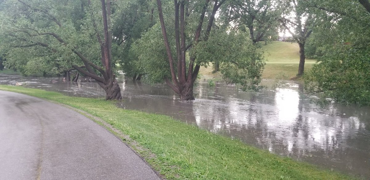 #confederationpark #yyc has a new pond #abstorm