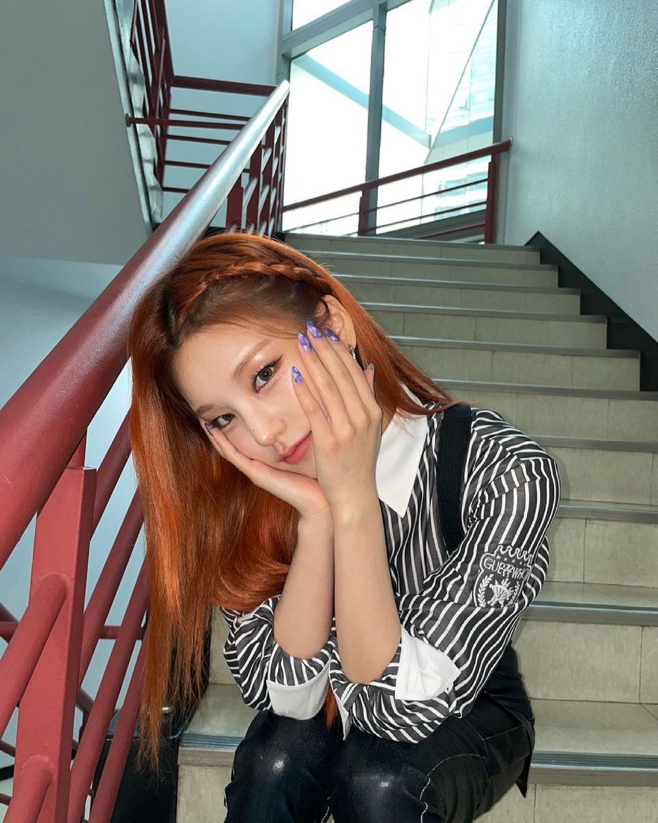yeji pics tweet media