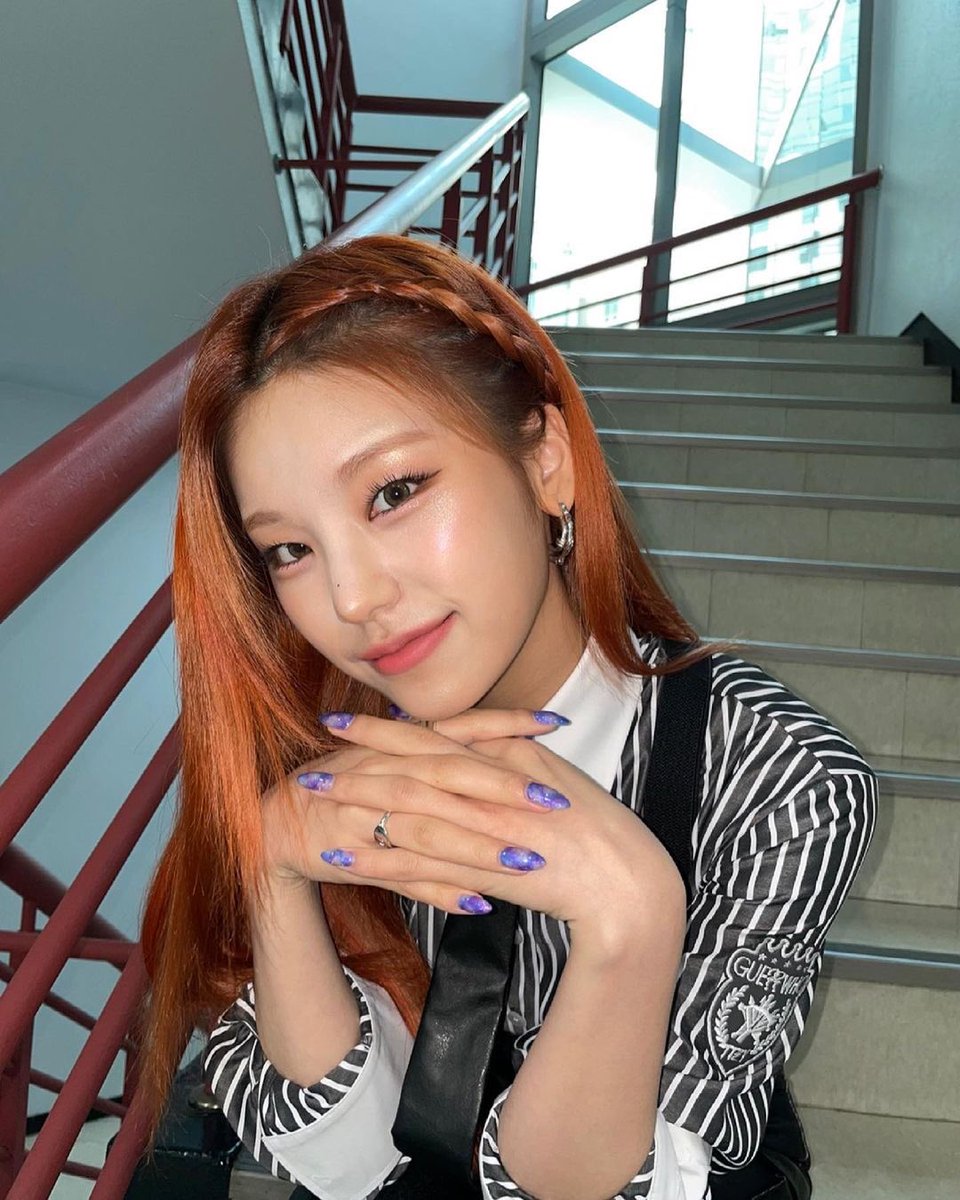 yeji pics tweet media
