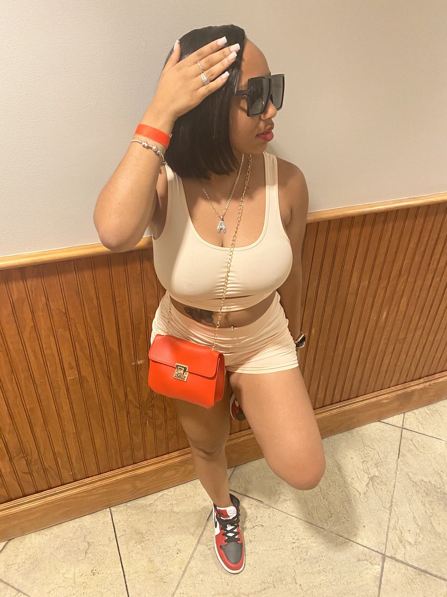 areareona's tweet photo. #WhosWhoOfSU
-Areona (Ari) 💚
-from Alabama 📍
-Nursing major 👩🏽⚕️
-Lash Tech| Patient Care Tech 💰🥰
ig: Ari.thedoll _minksbyari
Sc: bossguhhareonaa
#su25 #lsu25 #subr #subound https://t.co/dciWZOJZeM