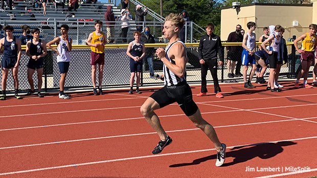 Jim Lambert (@lambo2126) on Twitter photo In the final race of his sensational career, Nick Medeiros did something he’s always dreamed of- he ran sub 1:50 in the 800!
And by doing so, Old Bridge is now the only team in NJ history to have 2 sub 1:50 runners!
Congrats, Nick!
The story is here-
nj.milesplit.com/articles/29974… In the final race of his sensational career, Nick Medeiros did something he’s always dreamed of- he ran sub 1:50 in the 800!
And by doing so, Old Bridge is now the only team in NJ history to have 2 sub 1:50 runners!
Congrats, Nick!
The story is here-
nj.milesplit.com/articles/29974…