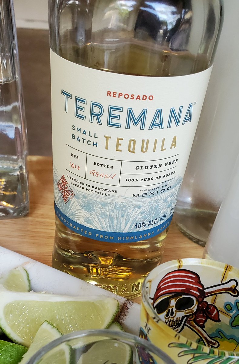 ginacanti's tweet photo. It doesn't matter what your name is!!!

*but a name like #Teremana doesn't hurt... Fri night taking in the spirit of the earth w @Teremana reposado https://t.co/qn2kQzNEJH