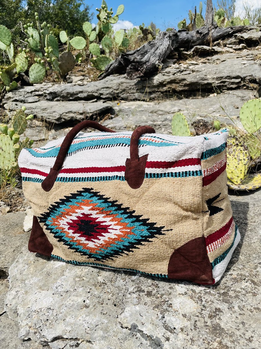 RockingJ5's tweet photo. These amazing bags are on sale for only $60 
21” x 12” x 10”
Toughest bags in the west. 🏜

Message me to purchase https://t.co/TThDzH86UY