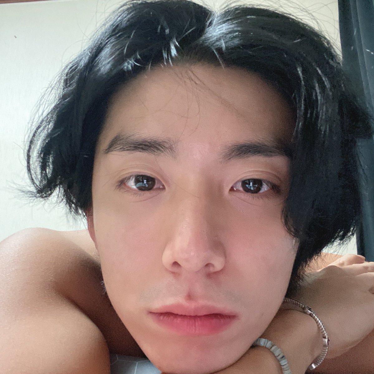 진심 아침에 일어나자마자 눈을 의심함
<넘 야한가> 같은 대사를 네가 할줄은몰랐어서