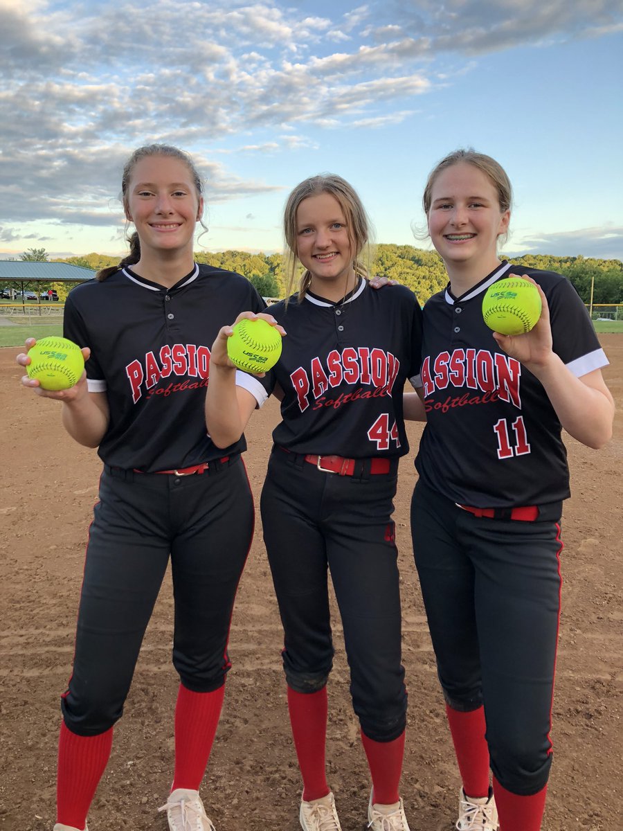 PassionSoftball_07_Skripac (@ps_07_skripac) on Twitter photo 💣 🚨 Bomb Squad Alert 🚨 💣 What an afternoon of softball with home runs from CJ Sabo, Abbey Skripac and Becca Schriver!!! #Dingers #HomeRun #OurPassion <a href="/passionsoftball/">Passion Softball Organization</a> <a href="/MarucciSports/">Marucci</a> <a href="/maruccisoftball/">Marucci Fastpitch</a> 💣 🚨 Bomb Squad Alert 🚨 💣 What an afternoon of softball with home runs from CJ Sabo, Abbey Skripac and Becca Schriver!!! #Dingers #HomeRun #OurPassion <a href="/passionsoftball/">Passion Softball Organization</a> <a href="/MarucciSports/">Marucci</a> <a href="/maruccisoftball/">Marucci Fastpitch</a>