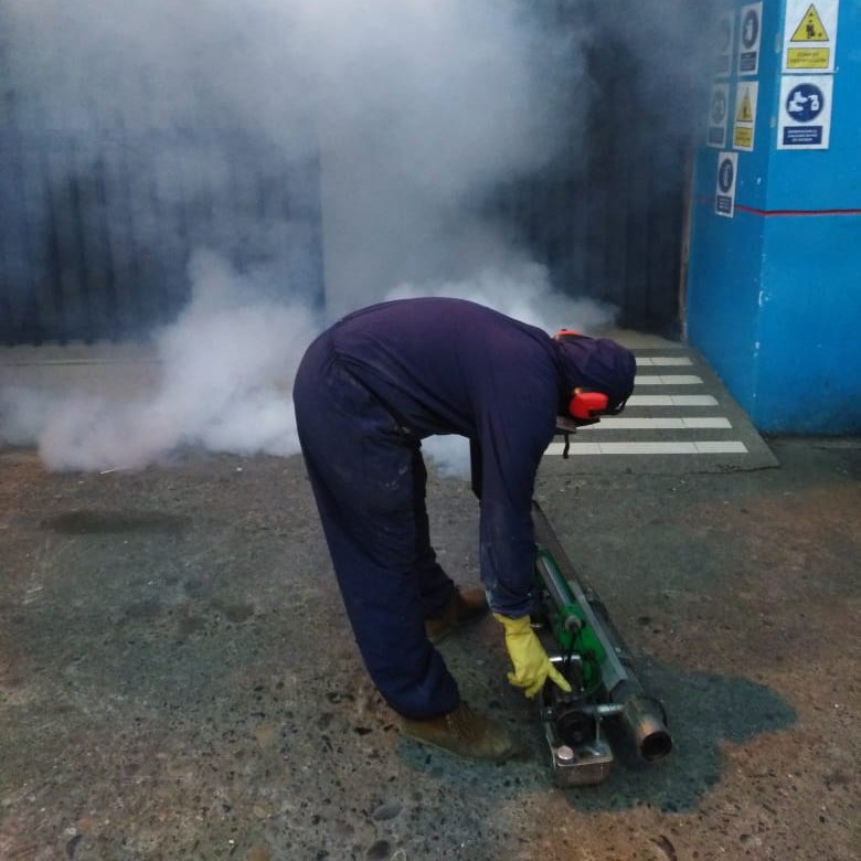 CNE_LosRios's tweet photo. #HOY | Se realizó la fumigación y desinfección de las oficinas, pasillos, bodega y parque automotor en las instalaciones de la Delegación  Electoral de #LosRíos a fin de evitar la propagación de la #Covid-19 precautelando la salud de nuestros funcionarios y ciudadanos. https://t.co/6Udau7mdNC