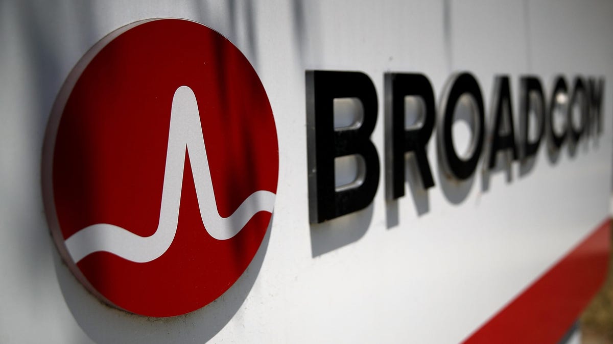 FTC Charges Broadcom With Illegal Monopolization of the Chip Industry dlvr.it/S2yTjp