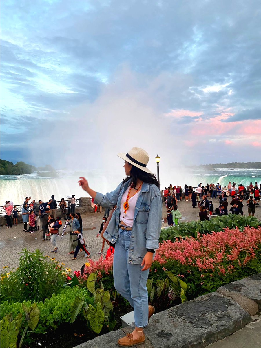 Despierto y agradezco, todos los días son perfectos, uno decide cómo verlos ✨