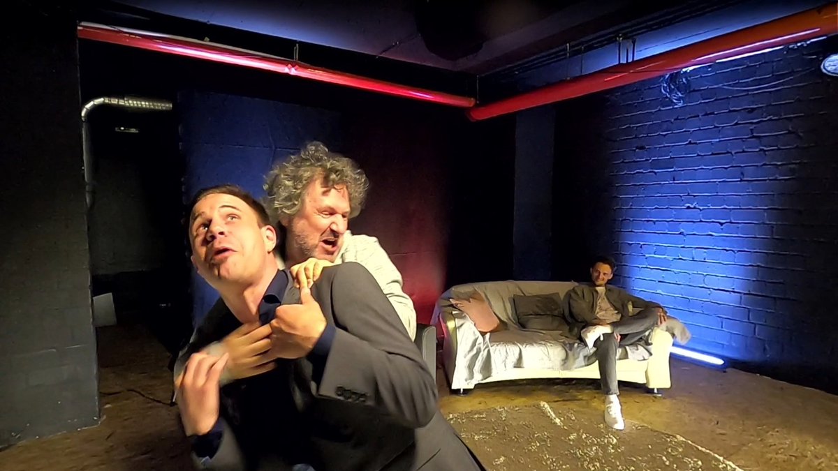 Im Süden nichts Neues?/ImproLateNight - Das große Sommerfinale

Habt einen schönen Sommer!

youtu.be/bge1NsGI9WU

#Sommer #Kultursommer