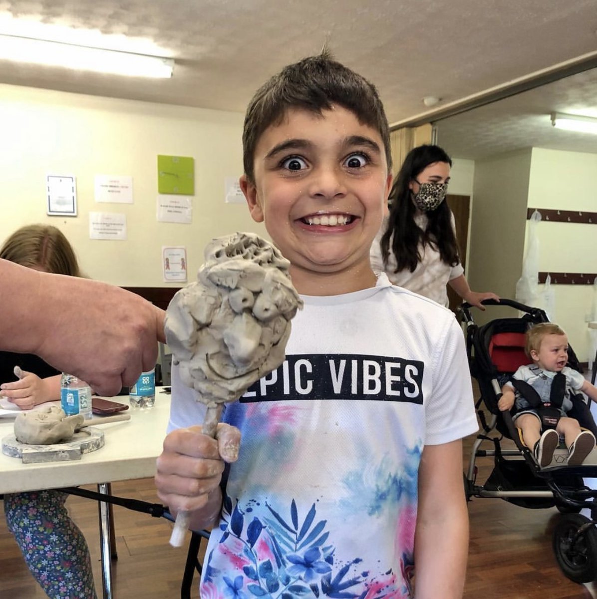 Clayground_Co's tweet image. Clayground worked online through lockdown with St Blazey Cafe, Cornwall, and finally got to meet local residents in person last week to celebrate family histories/herstories in clay.  Epic smiles and epic vibes! Part of @whitegoldfest @PaulineGiles @potclays