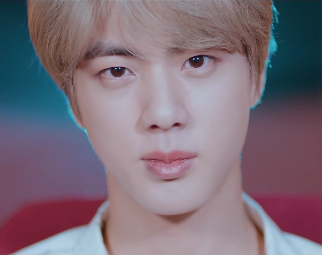 seokjins_mirror's tweet photo. In the darkness, my light-
lights the way for you!
Let's walk forward without fear, you & I 🥺
Its been 2 years since LIGHTS mv by @BTS_twt was released🥺
#2YearsWithLights #JIN #SEOKJIN https://t.co/41eSvnTlbX