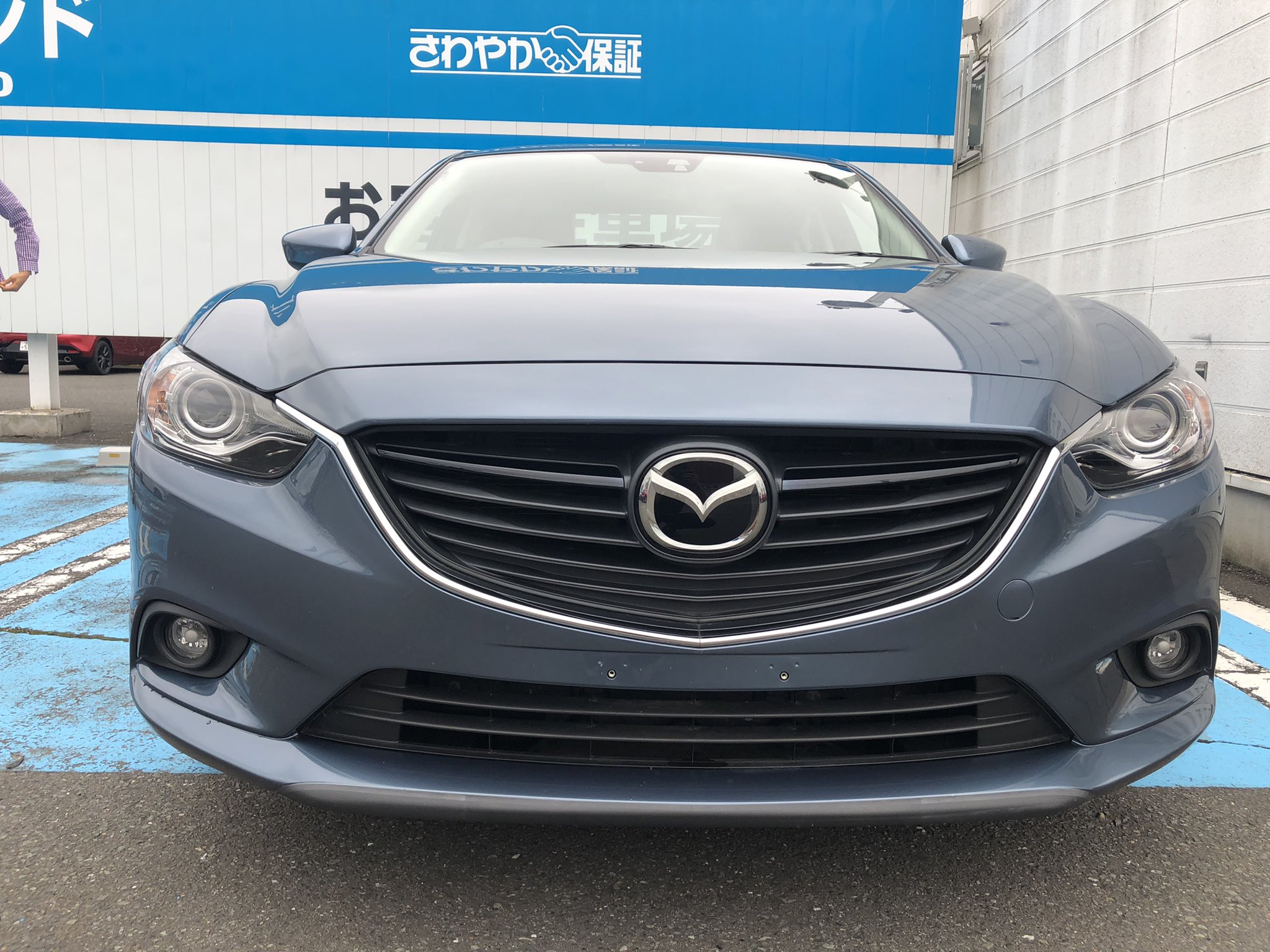 تويتر Miyamonーdayon على تويتر アテンザセダン買いました 欲しかったgj前期です ほんとは黒欲しかったけど ブルーリフレックスもかっこいい アテンザ アテンザセダン マツダ マツダ6 T Co 9h8jrvto3y