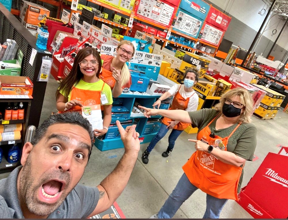 Lily50722198's tweet photo. @howardhafkin @JayRabinowitz1 @nikkillias @GladdingSuzanne @DawnOsorio @CrystalAmelia13 @hdcredit 

7 credit cards!!💫
Thank you @howardhafkin

#1209 🧡 https://t.co/2sNs0XbSt9