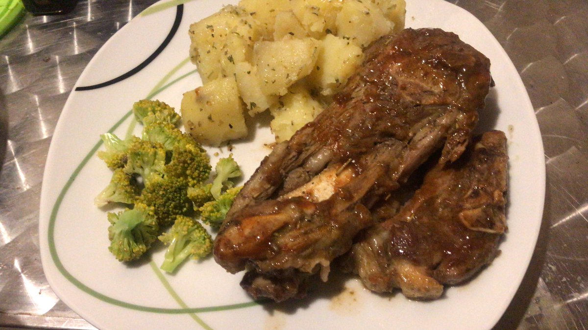 JerelOrr's tweet image. It’s bout to go down😋😋 and #mencook😛😛😍😍