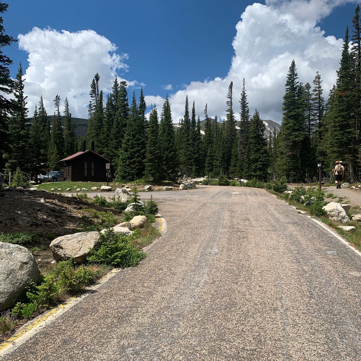Lex_Albrecht's tweet photo. The drive back to AZ continues. Today I woke up and rode my TimeMachine in Nederland, CO (and Boulder, Ward, and to Brainard Lake). I love it here. Feels special to be back
#BMCtimemachine #fromwhereiride #ColoRADo https://t.co/Iiv2xTZLLE