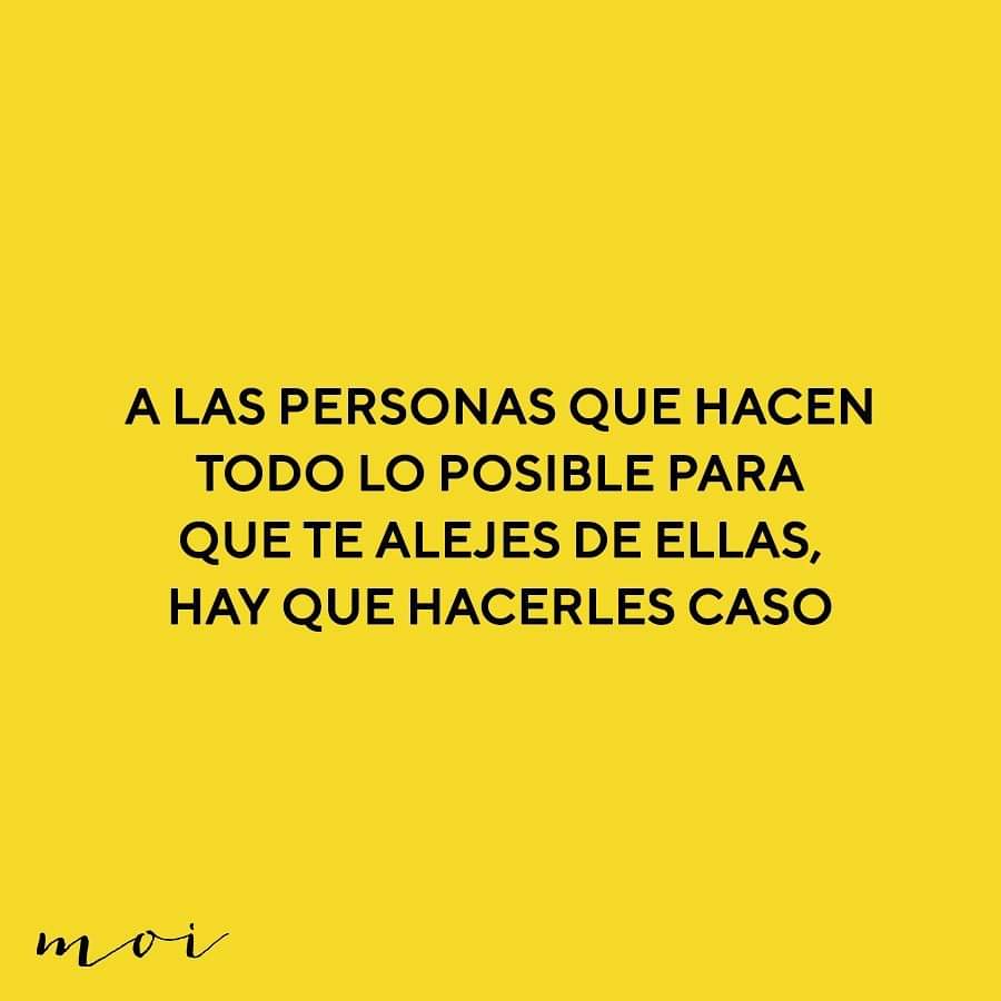 sandy_loz's tweet photo. Hay que hacer caso ! 
 No es un mal trato 
No es un distanciamiento 
No es un no me contestó 
...
Es un, no te quiere en su vida.
Hay que hacer caso ... https://t.co/r8DYvdzxZg