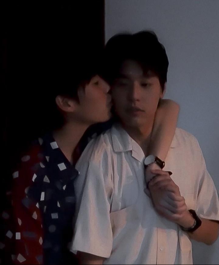 _fxbkppzaza's tweet photo. ไม่ใช่แค่หมานะที่ขี้หวง รู้แล้วคะว่าแมวก็ขี้หวงเหมือนกัน 😭🙏 https://t.co/0lkLiAI36w
